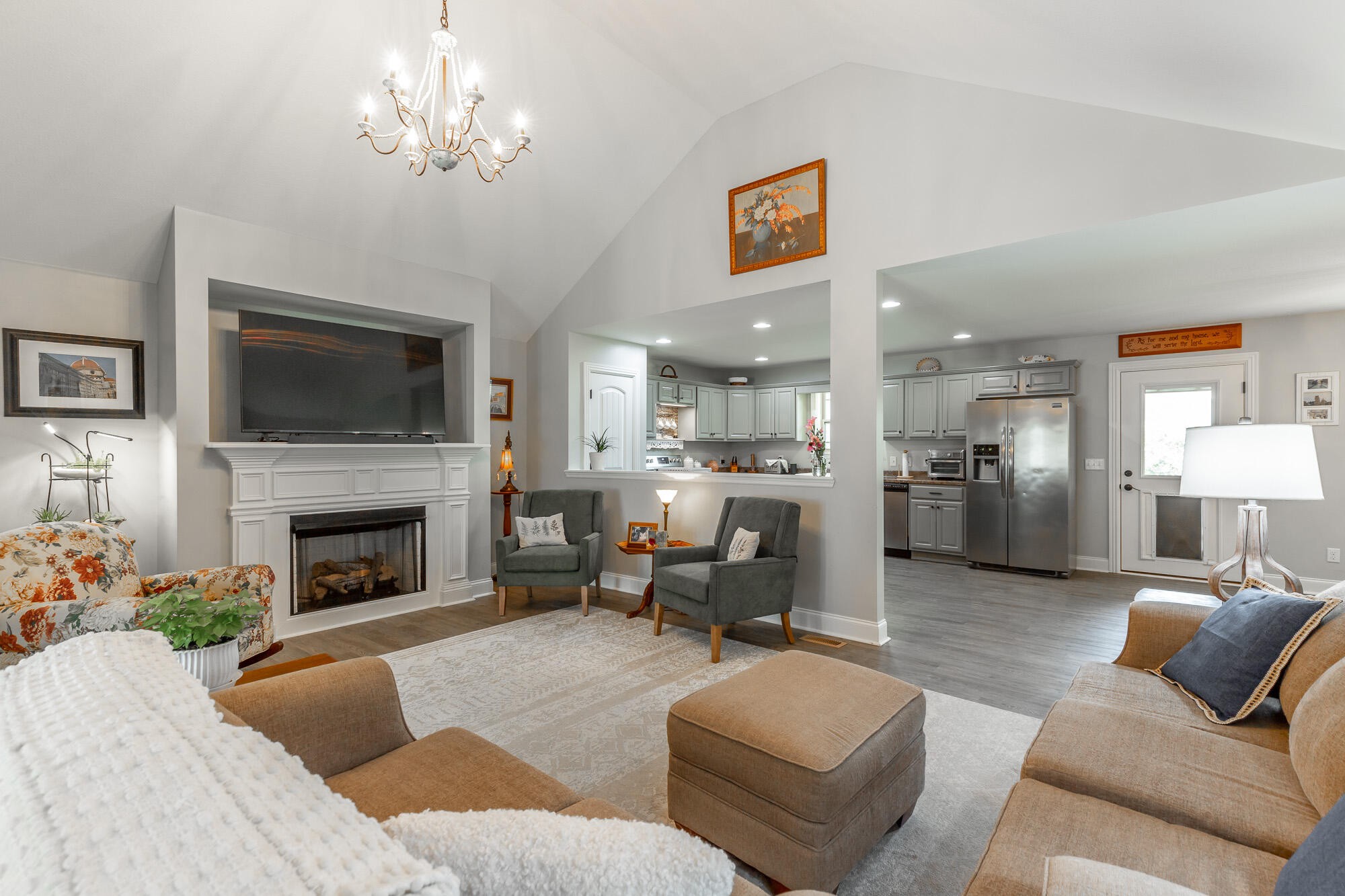 30 Hunting Ridge Circle