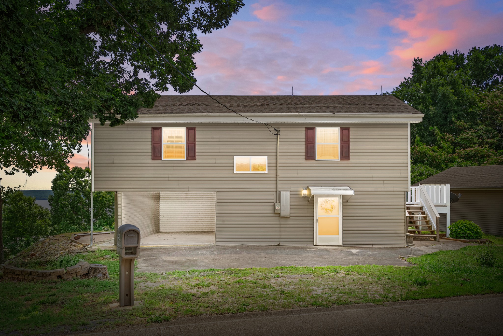 1060 Cypress Rd