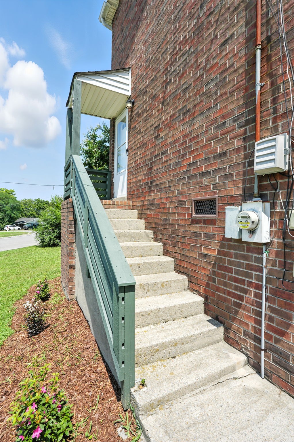 100 Minnette Ct