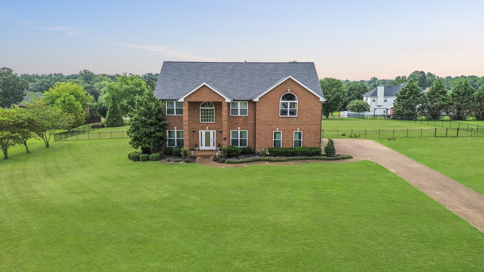 View Burns, TN 37029 house