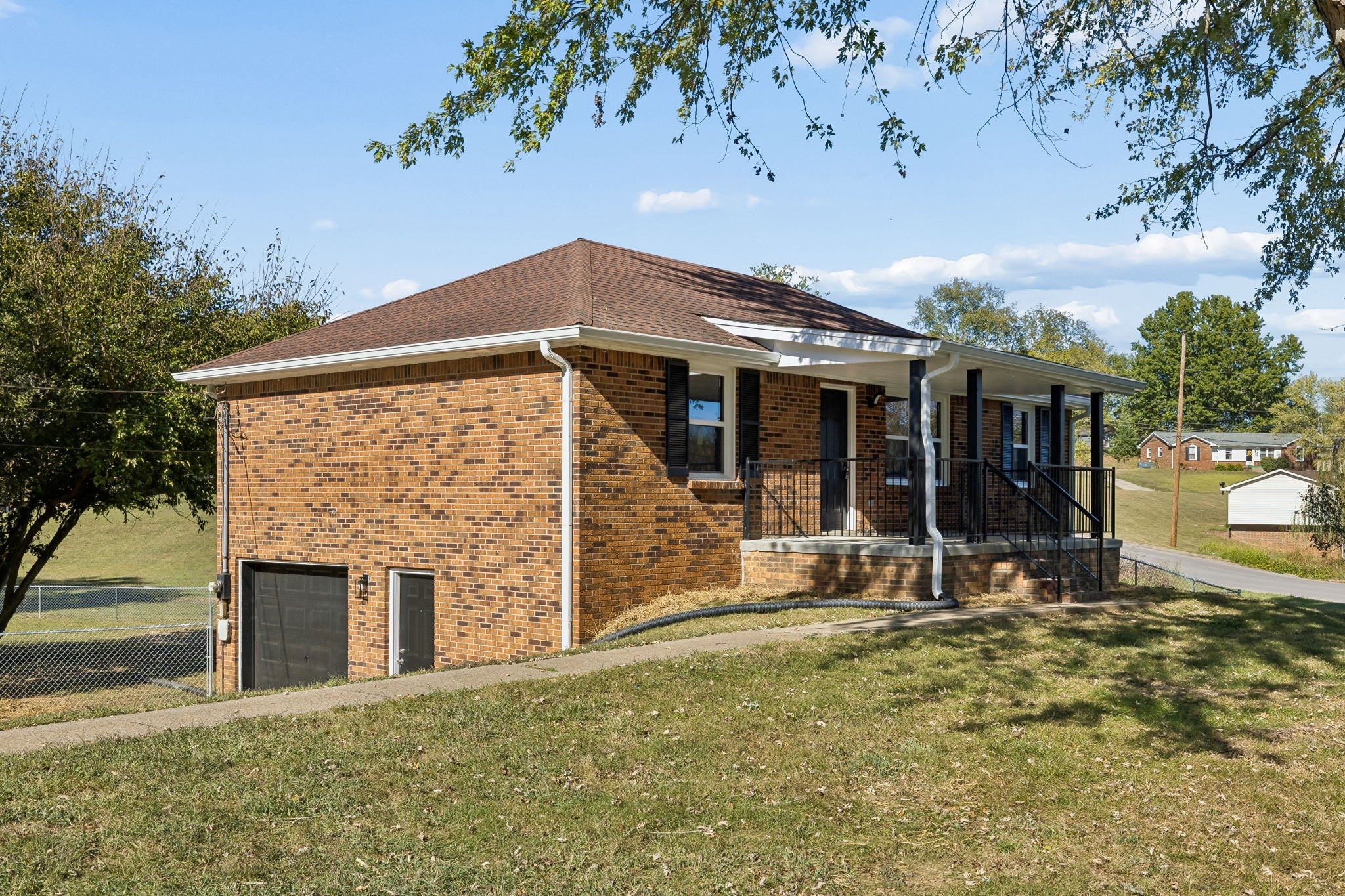 239 Raintree Dr