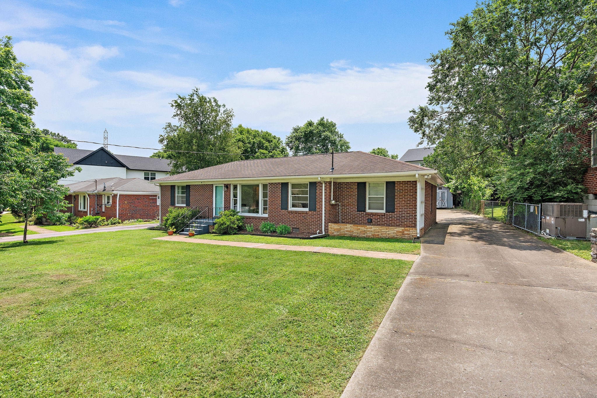 633 American Rd