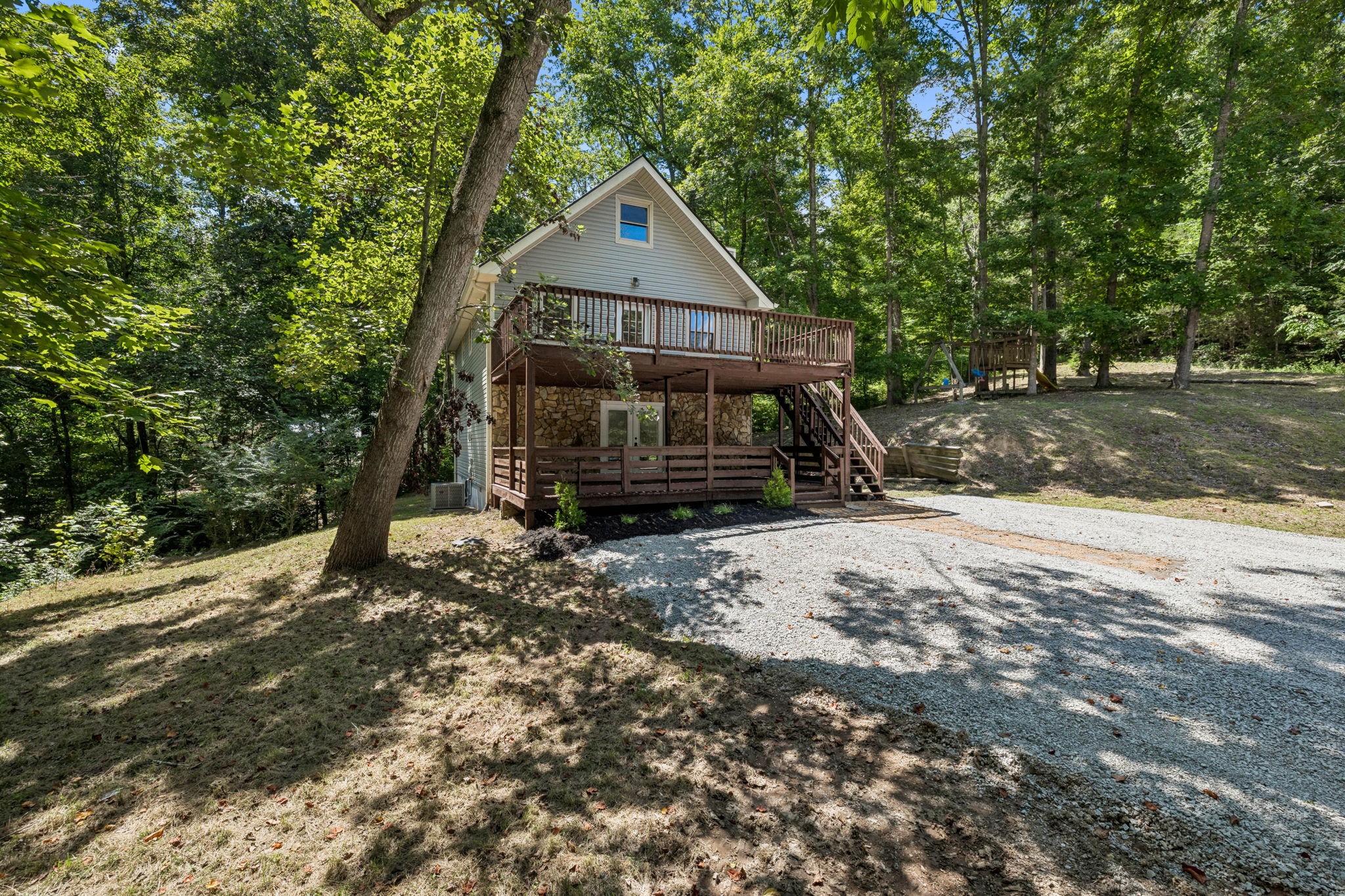 1111 Green Valley Dr