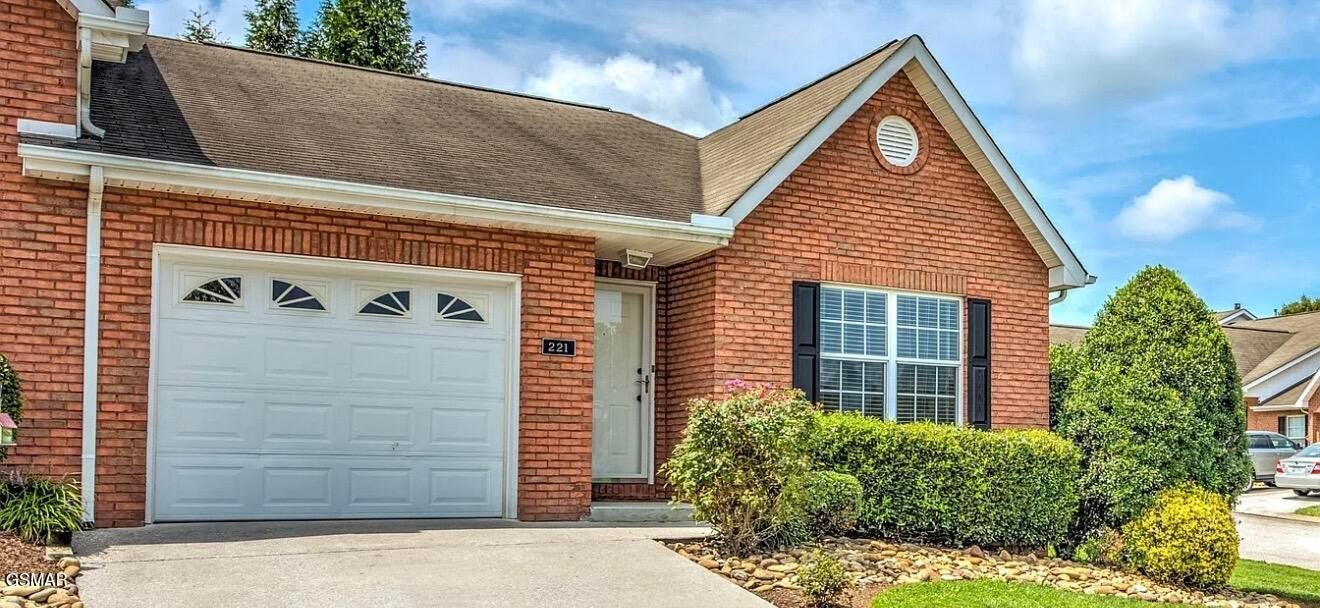 221 Timbercreek Way