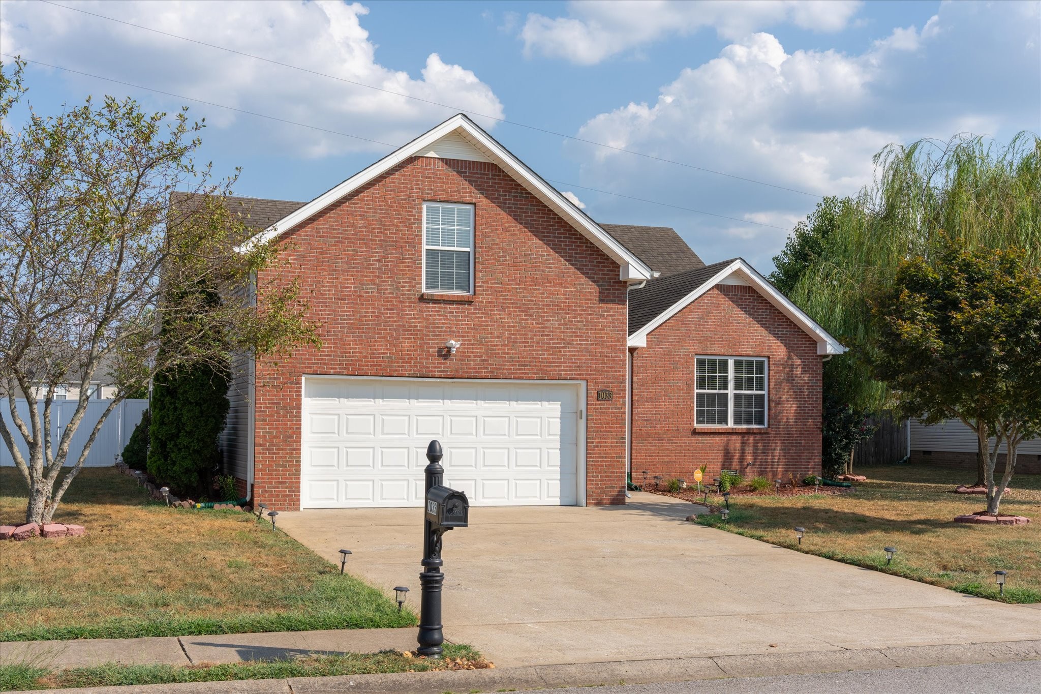 1033 Chardea Dr