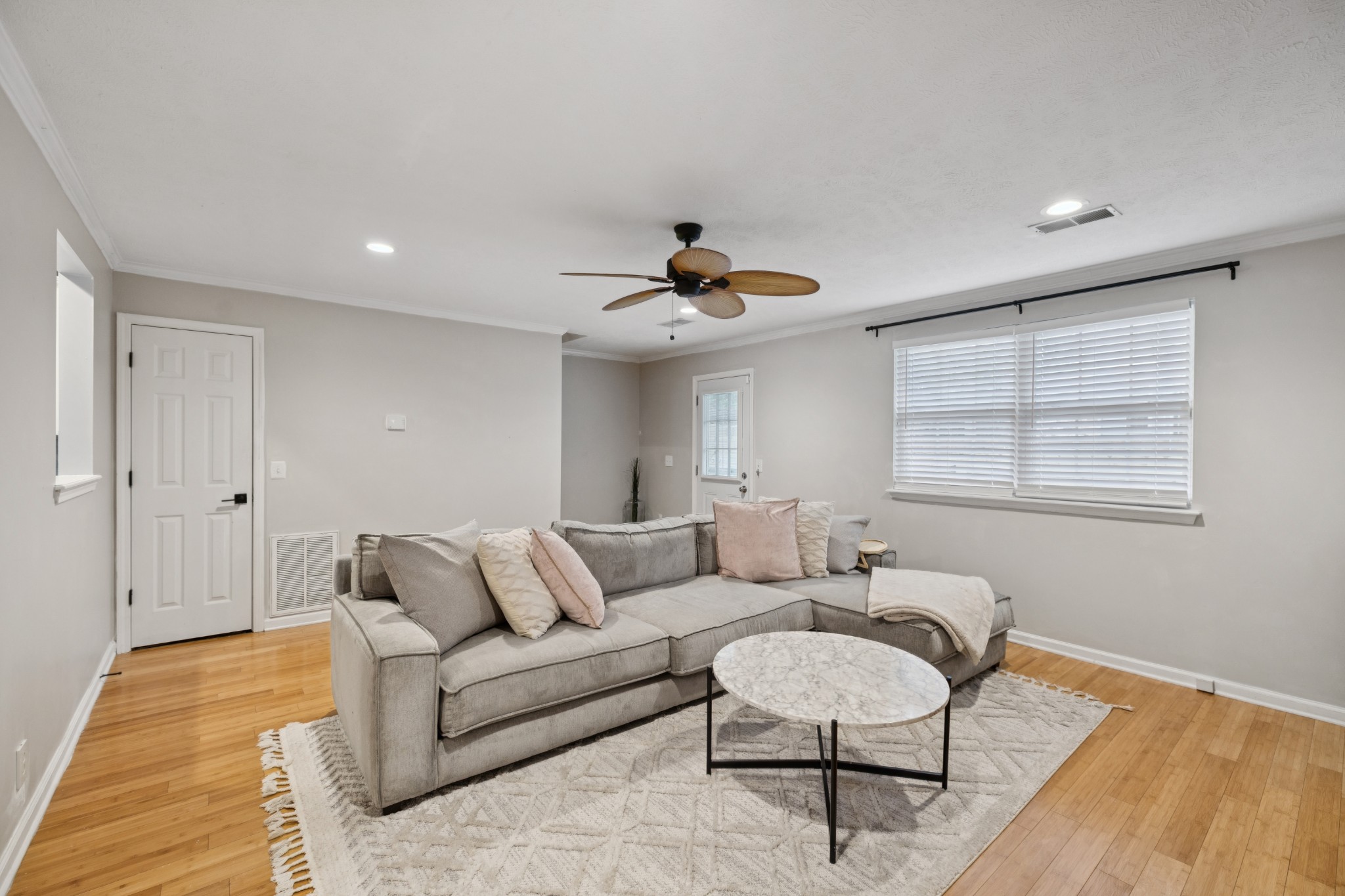 Antioch, Tennessee 37013, United States, 3 Bedrooms Bedrooms, ,3 BathroomsBathrooms,Residential,Active,161082