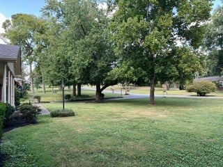 3-bed home for sale in Nashville, TN 37220, 5321 Overton Rd 5321 Overton Rd, Nashville TN 37220 3-bed home, photo 1 of 11