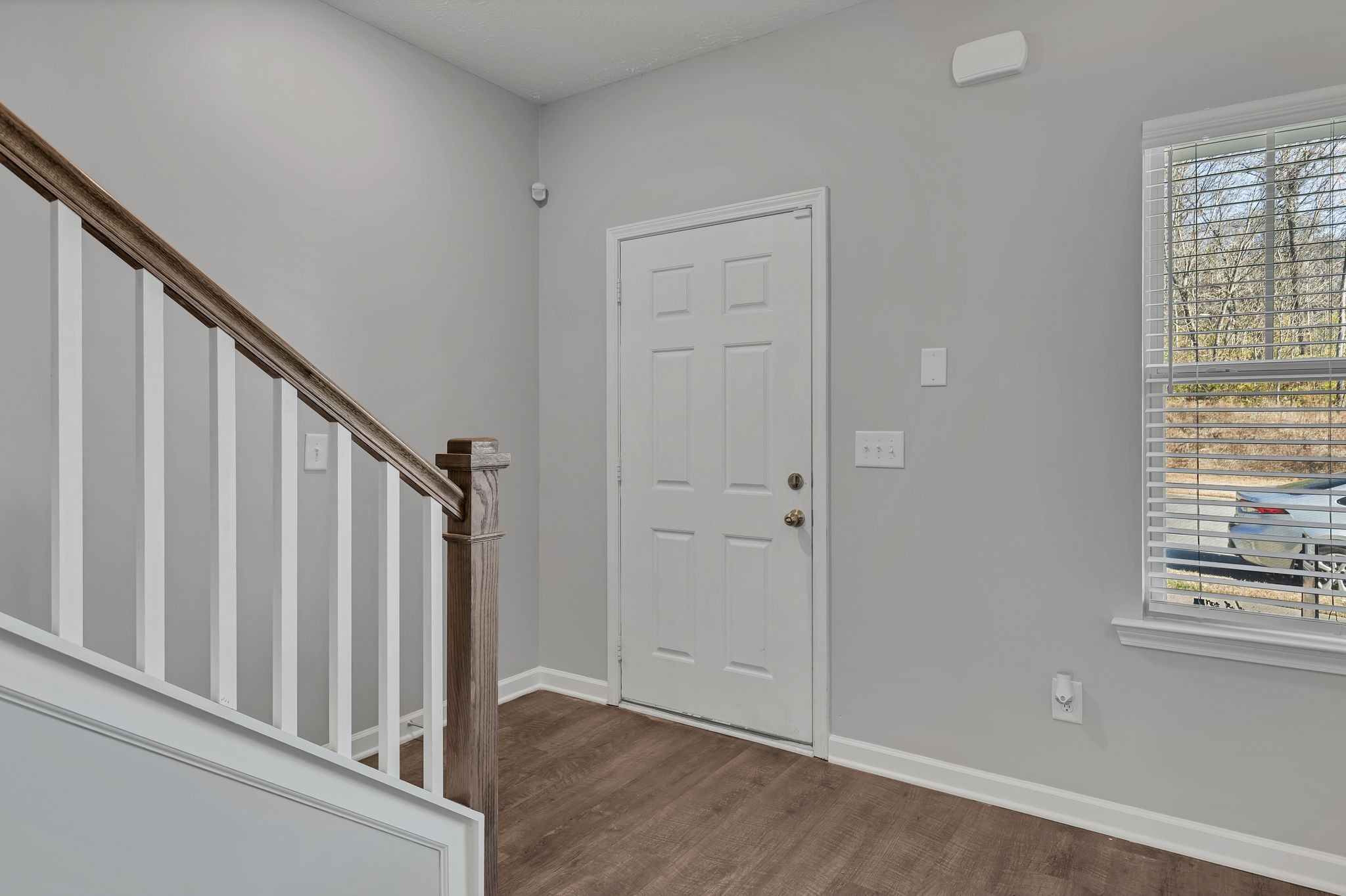 4002 Saddlecreek Way