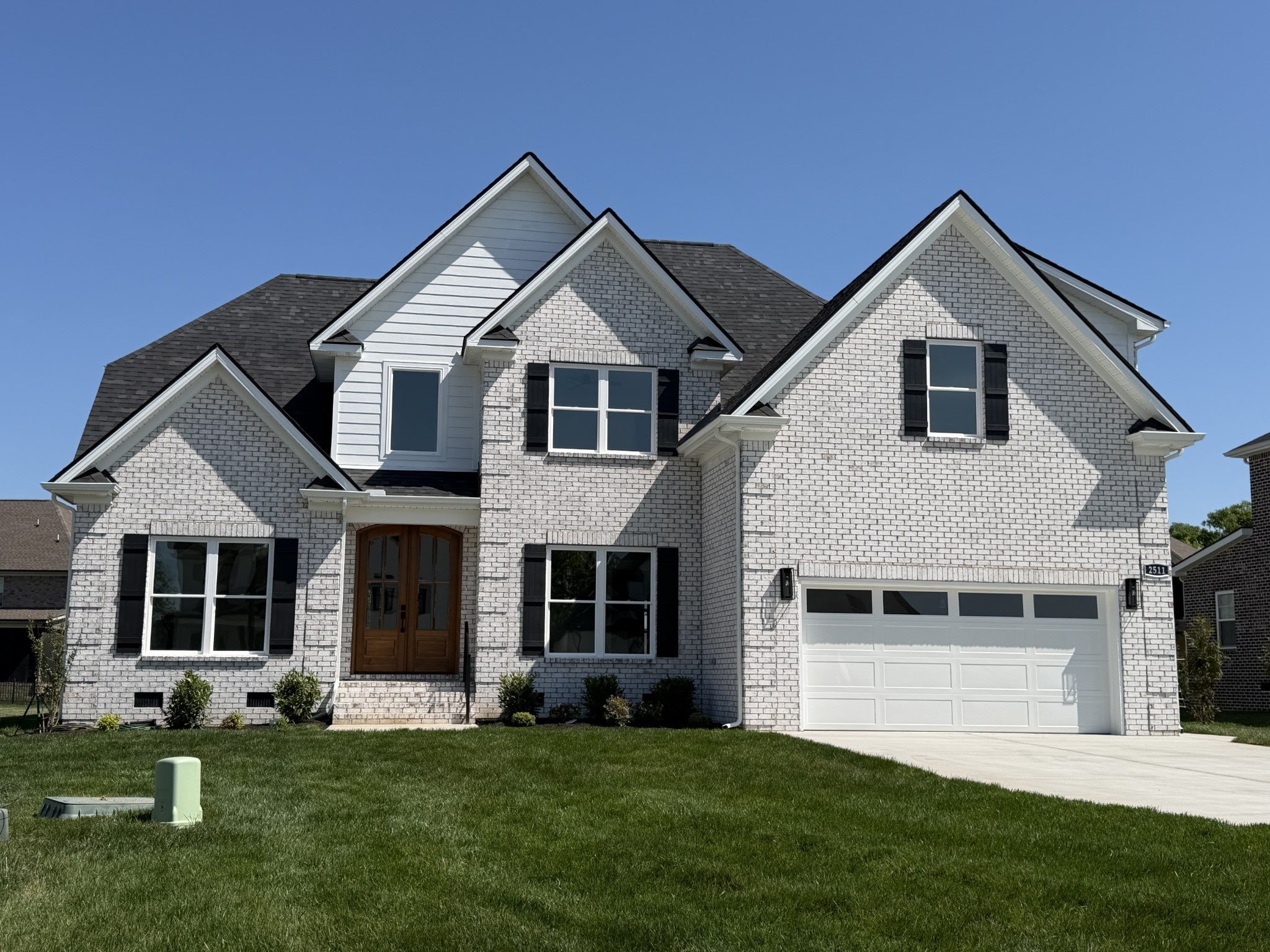 2511 Colleen Dr