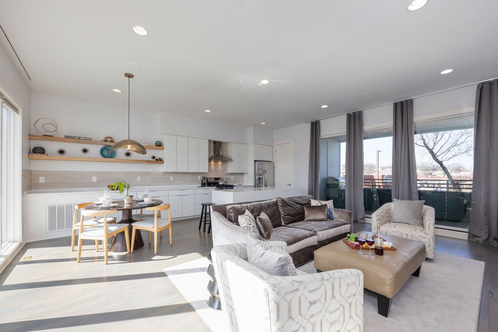 227 Oceola Ave 1
