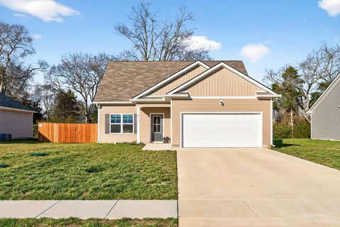 2715 Gertie Dr Murfreesboro TN 37127