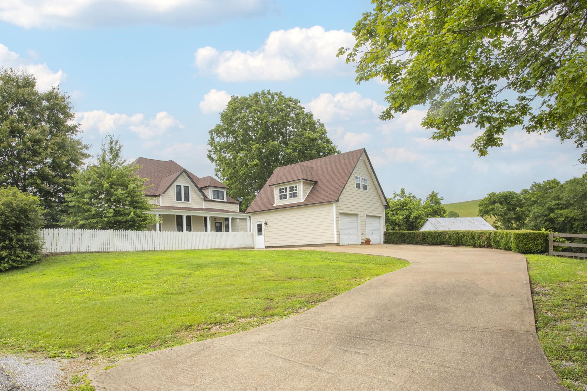 192 Webster Rd