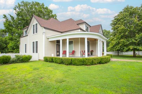 192 Webster Rd Cornersville TN 37047