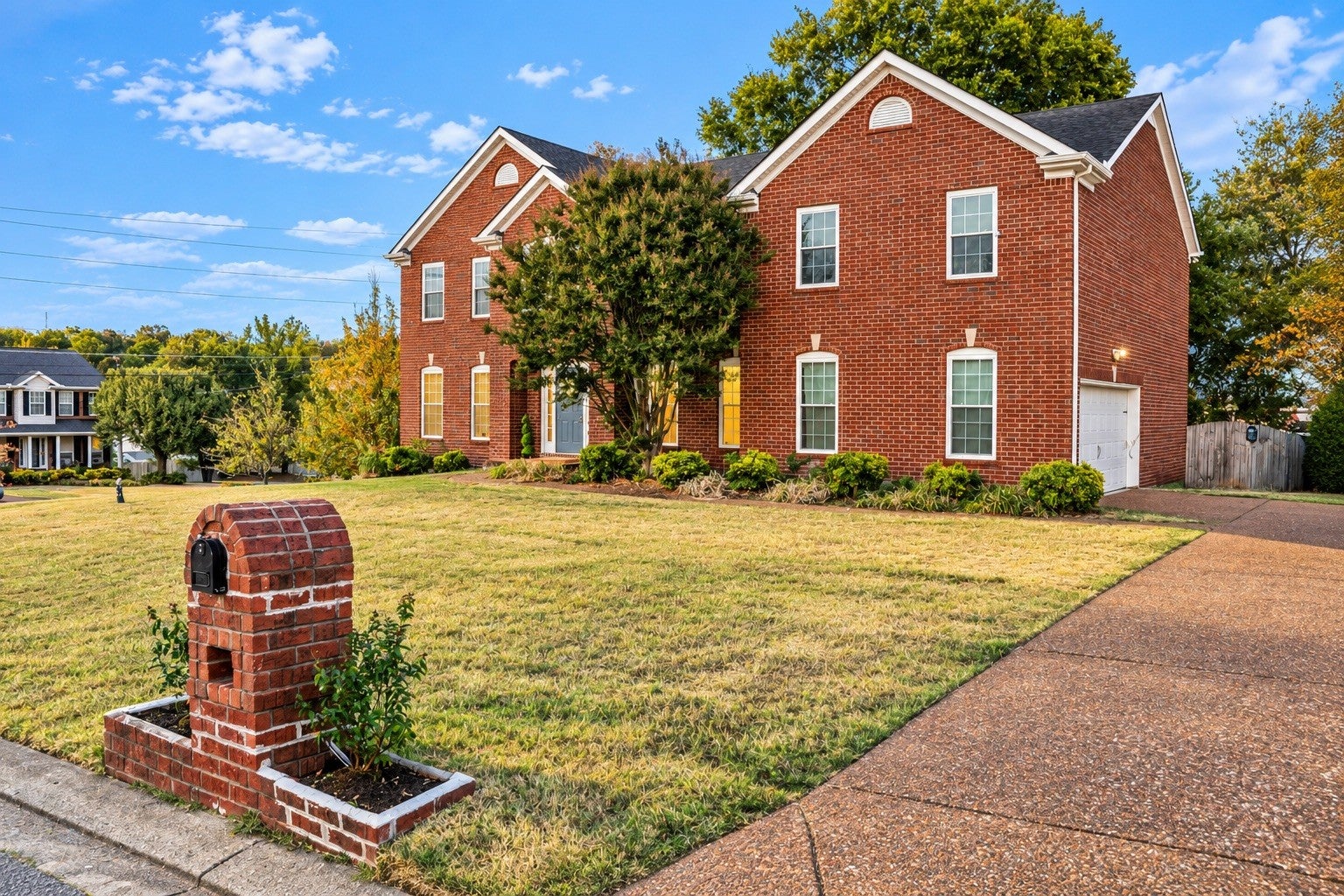 201 Briarcotes Cir