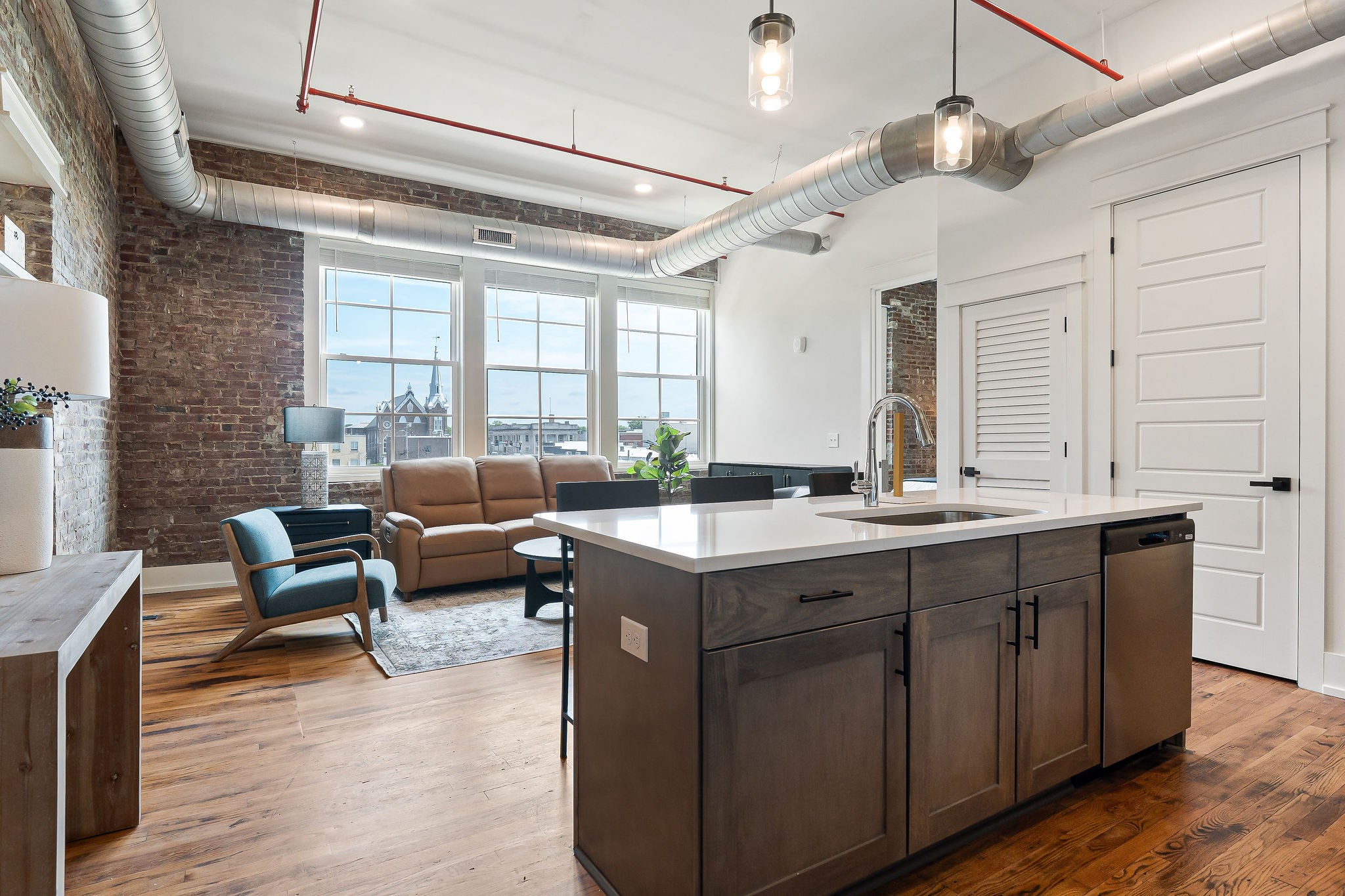 211 W Colville St 301