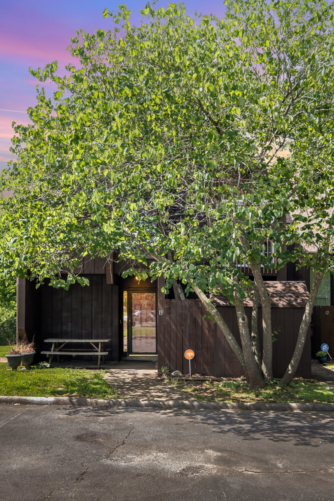 13 Hickory Ct