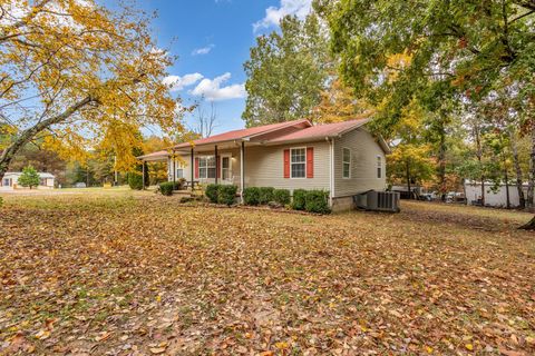 175 Reeves Rd Hohenwald TN 38462