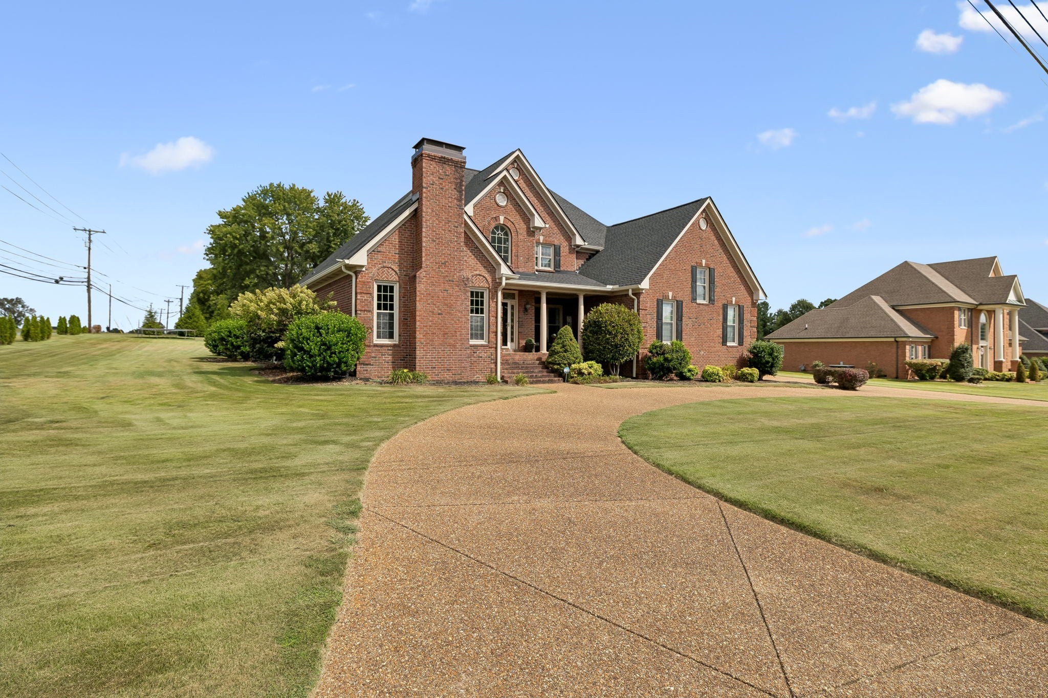 2401 W Clay Dr