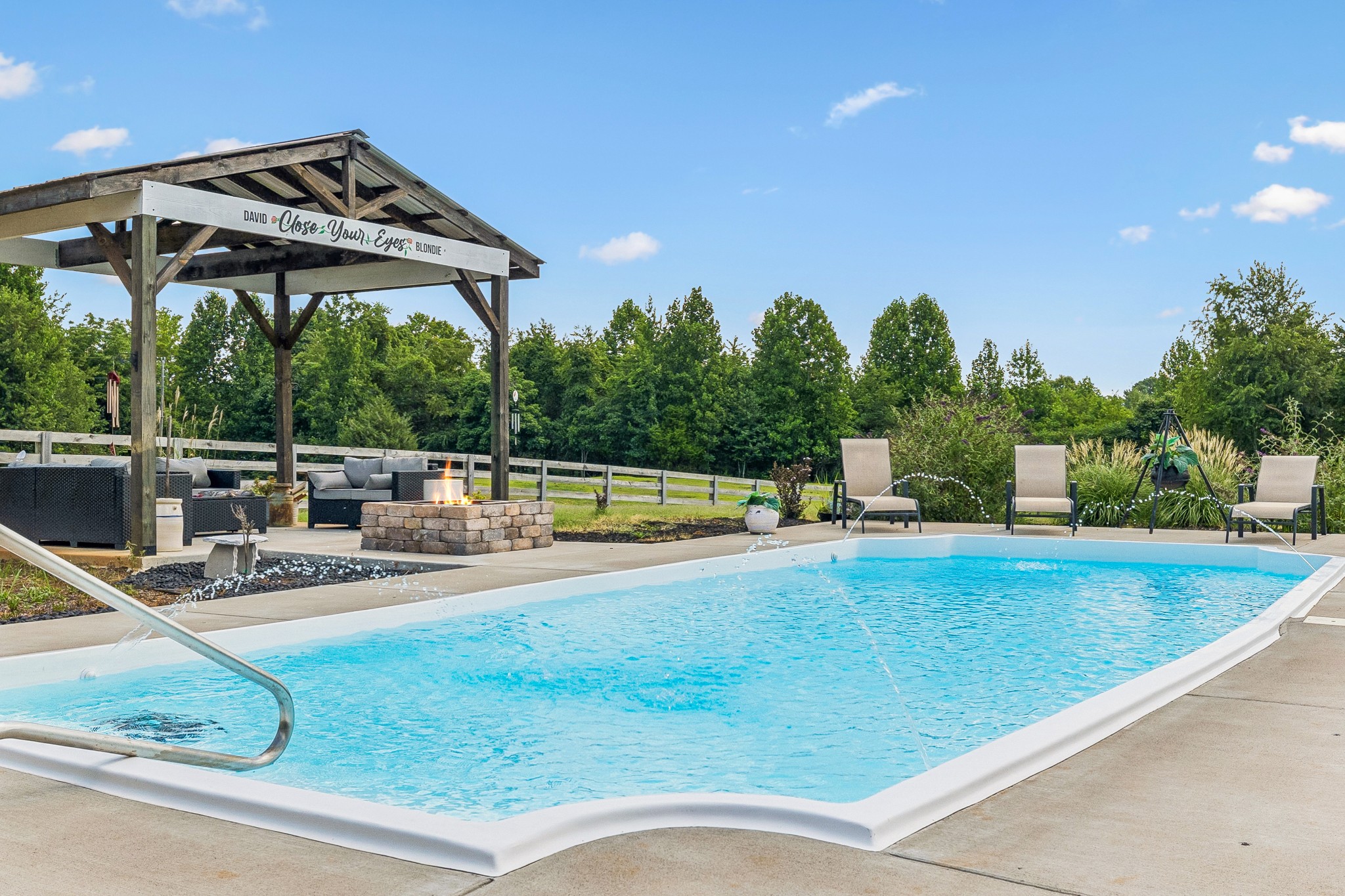 2745 Joe Mac Lipscomb Rd