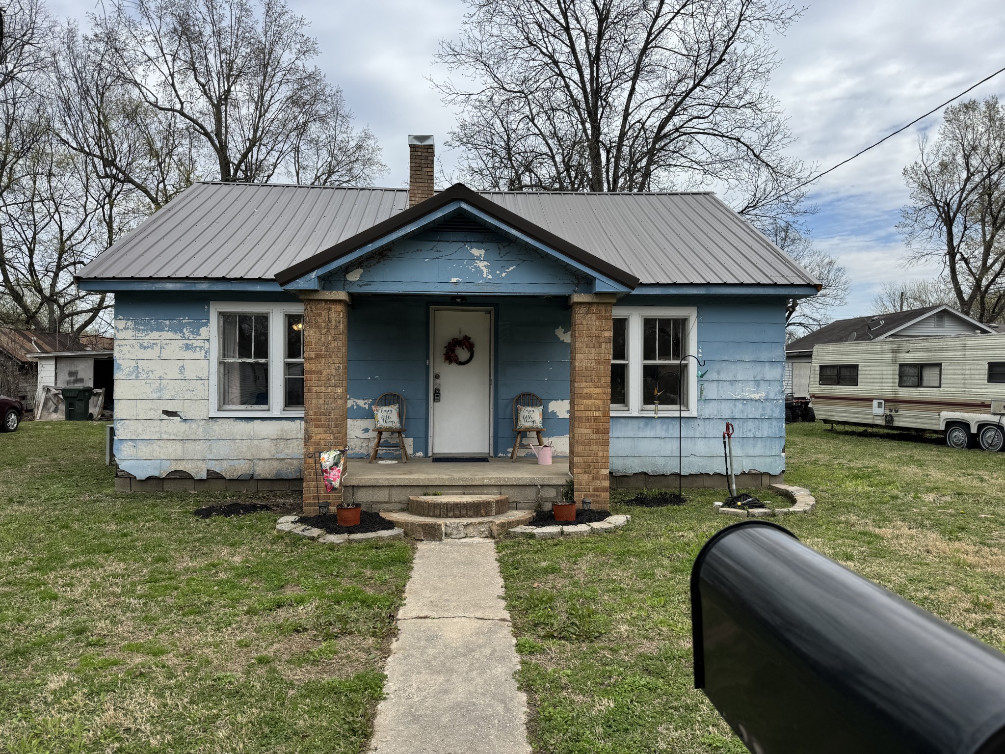 Listing image 1