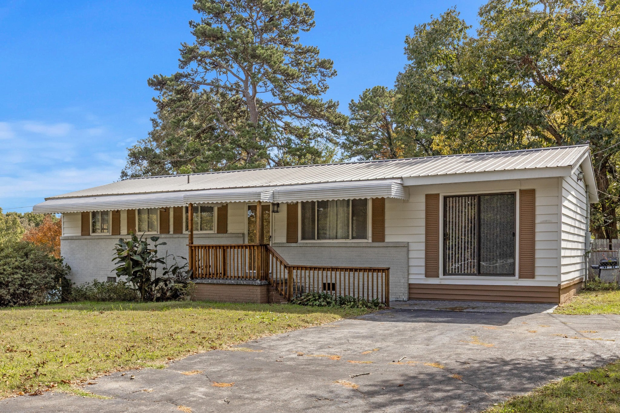 539 Davis Road