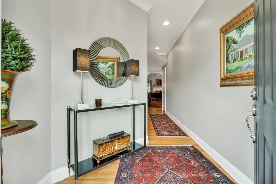 115 Overbriar Dr NE