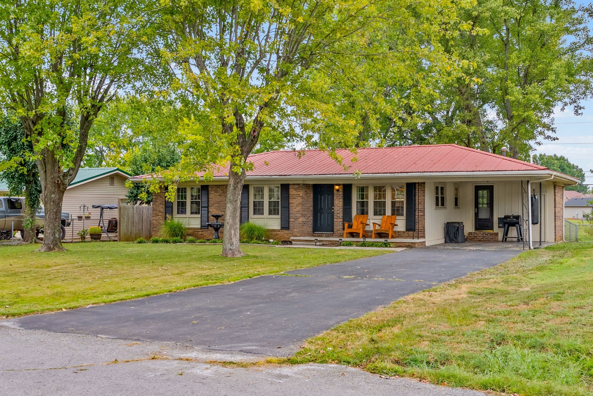 426 Colonial Ter