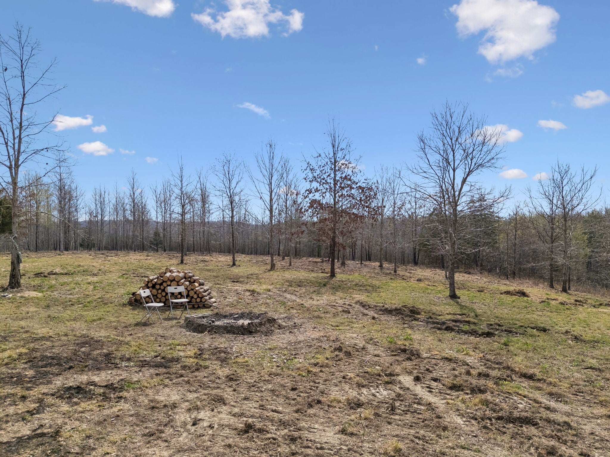 499 Golden View Ln