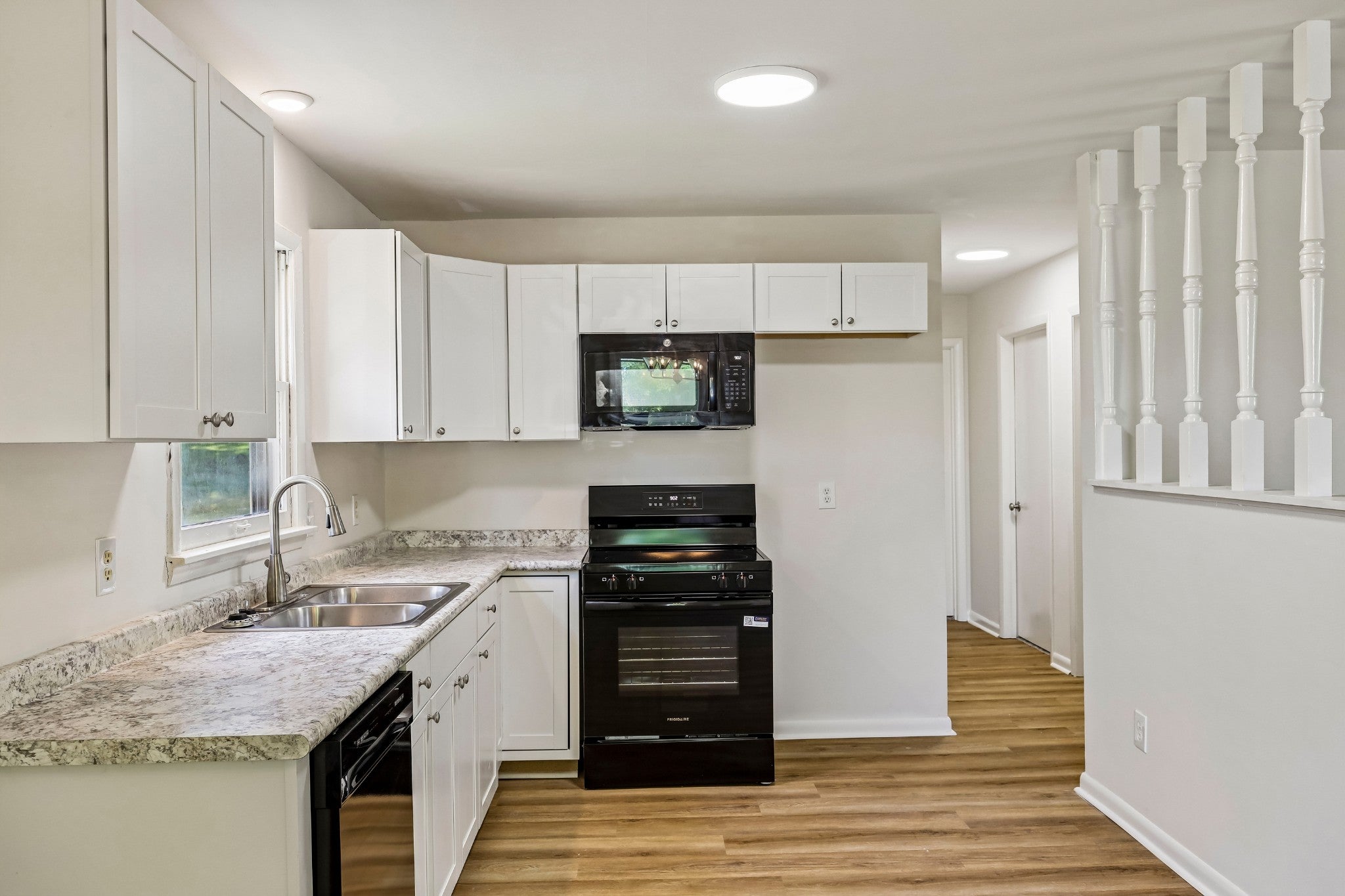 510 W Adams St