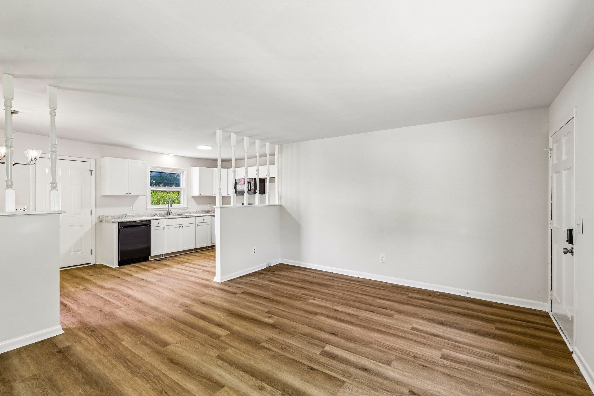 510 W Adams St