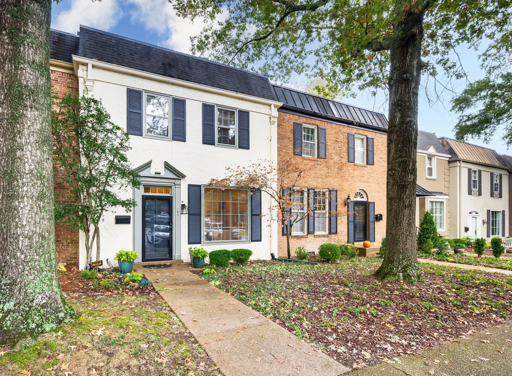 4400 Belmont Park Terrace #141