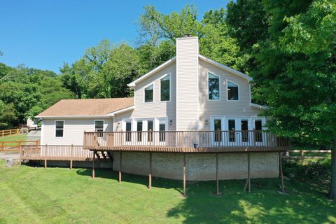 1176 Seven Mile Ferry Rd N Clarksville TN 37040