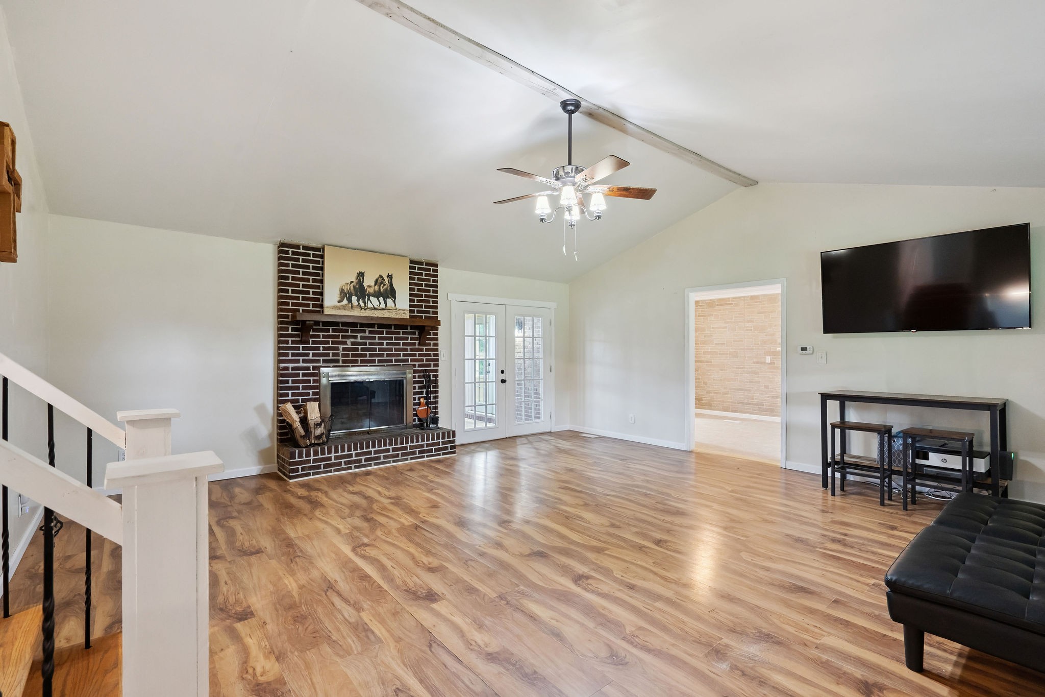 3037 Tunnel Rd