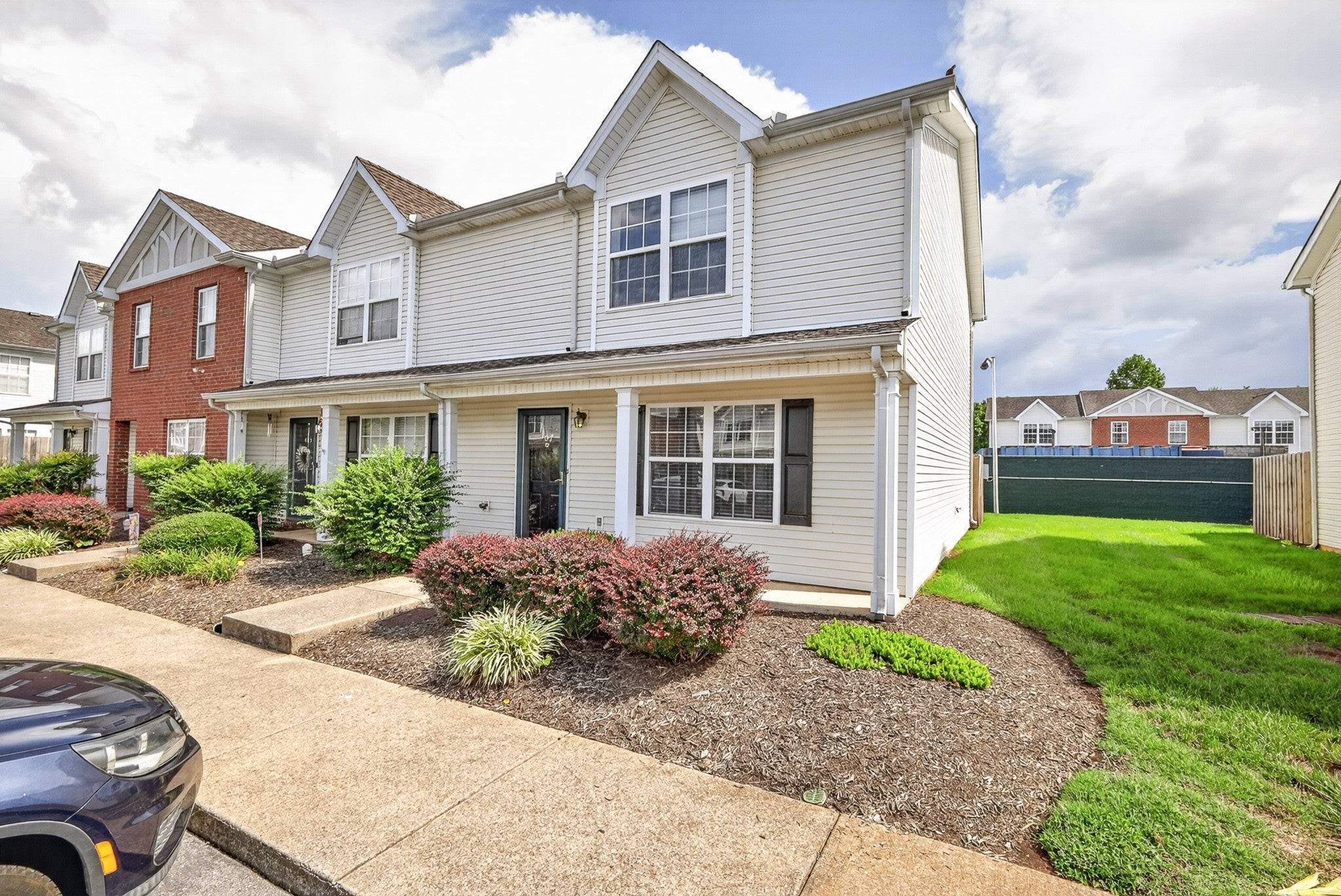 407 Arapaho Dr
