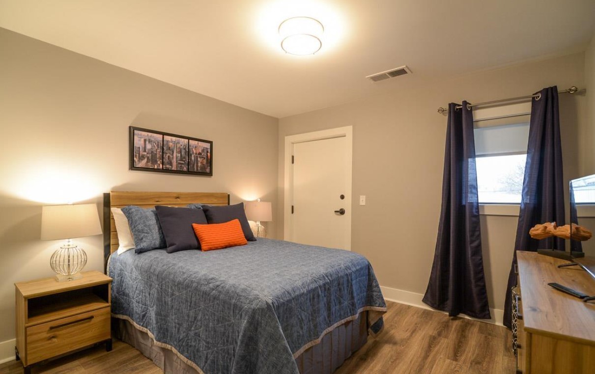 2507 Clifton Ave 104