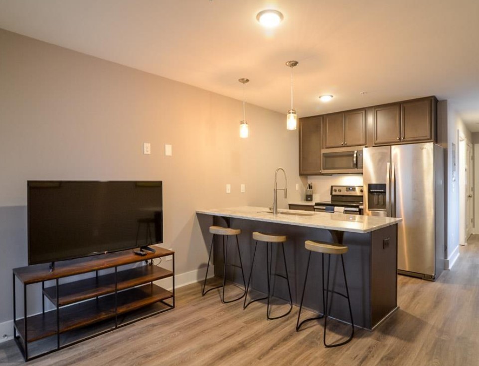 2507 Clifton Ave 104