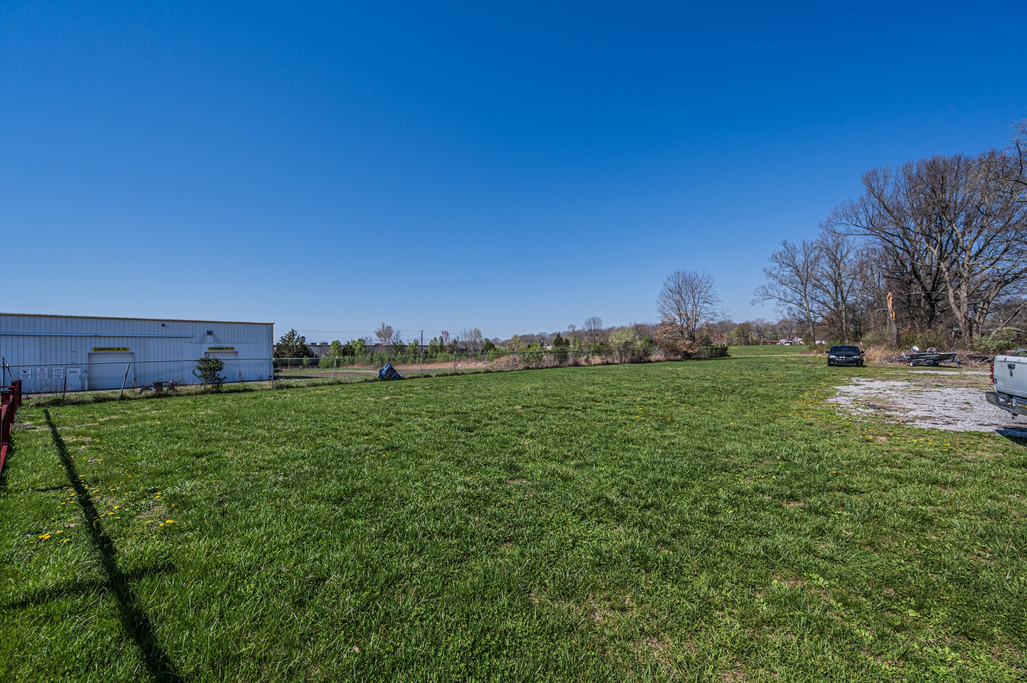 2201 W Everly Brothers Blvd