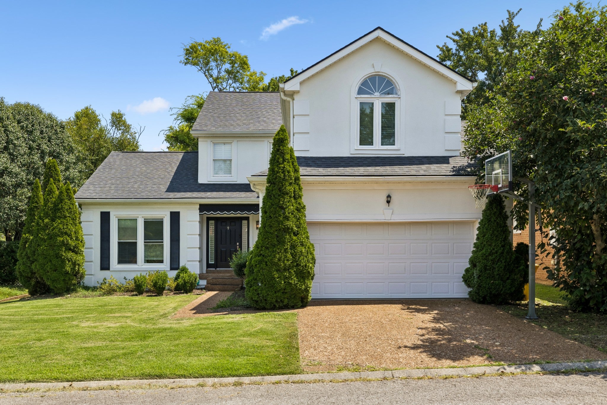 201 Deer Park Ln