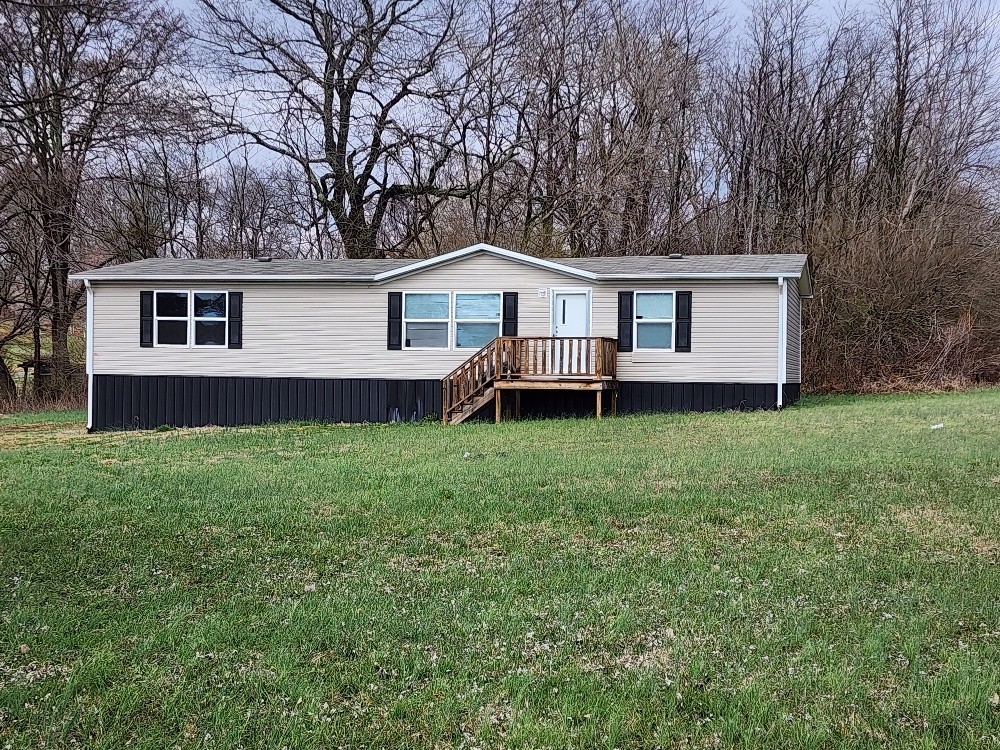 View Westmoreland, TN 37186 mobile home