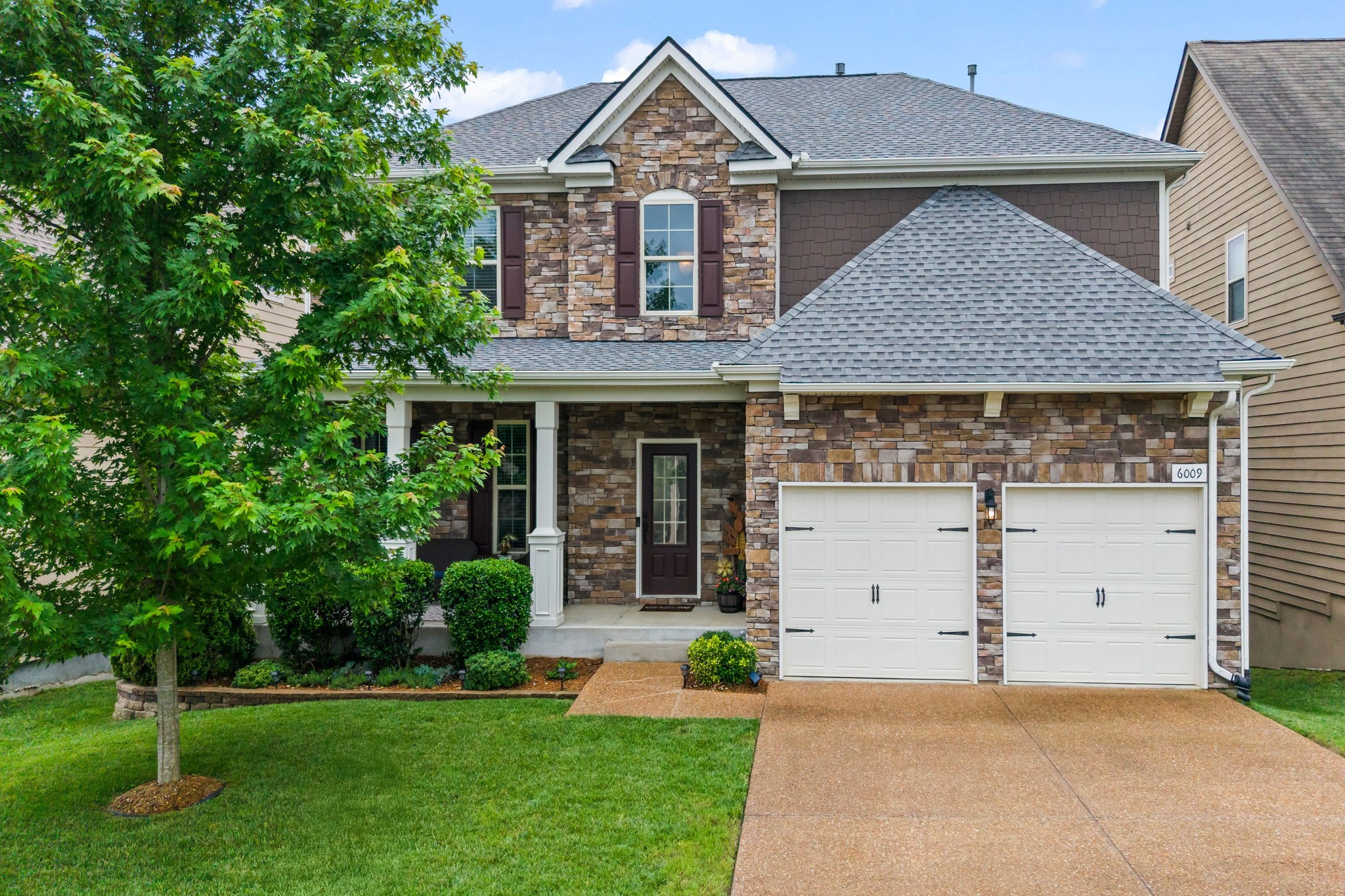 6009 Aaron Dr