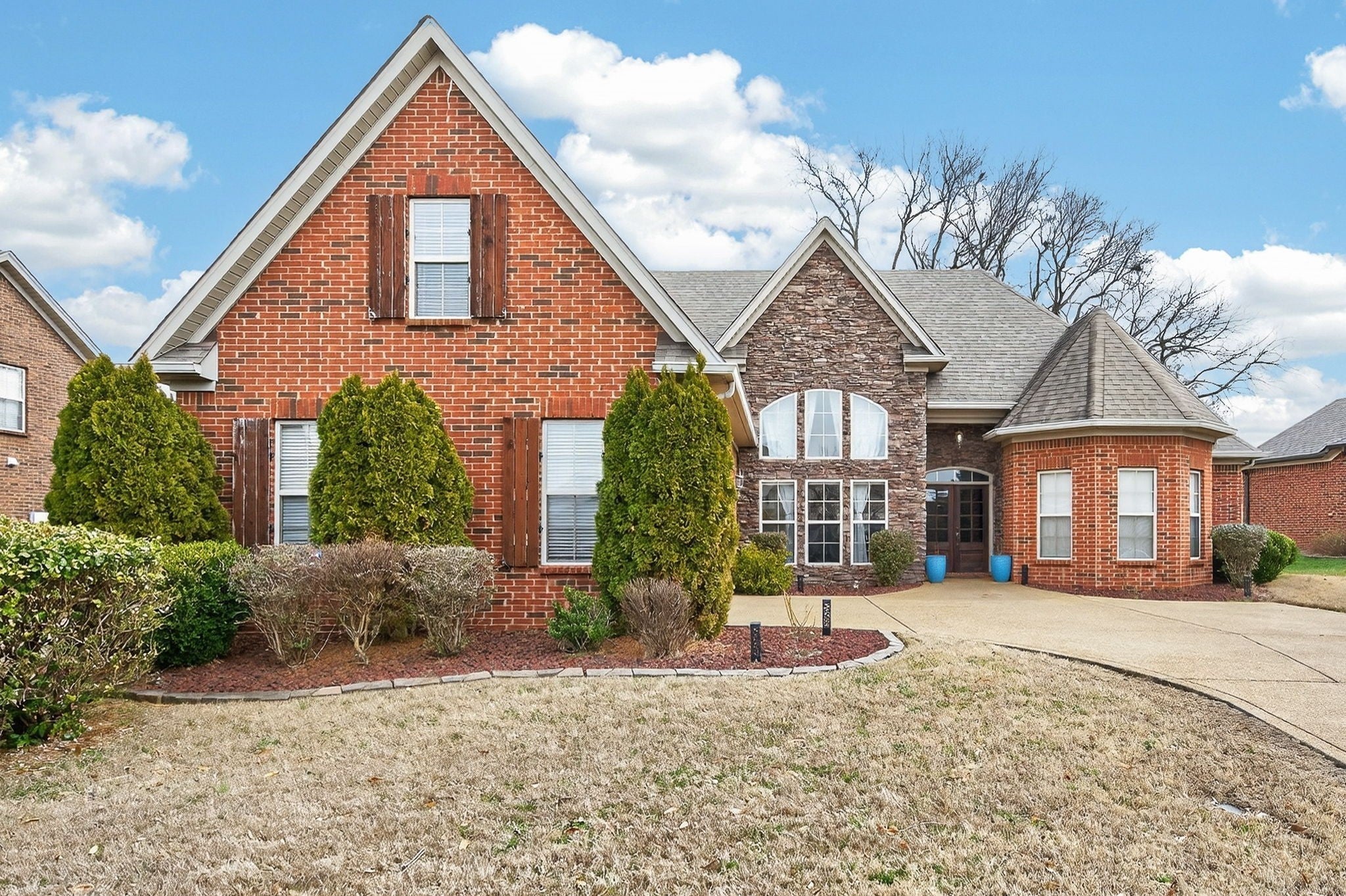 105 Sagamore Trce