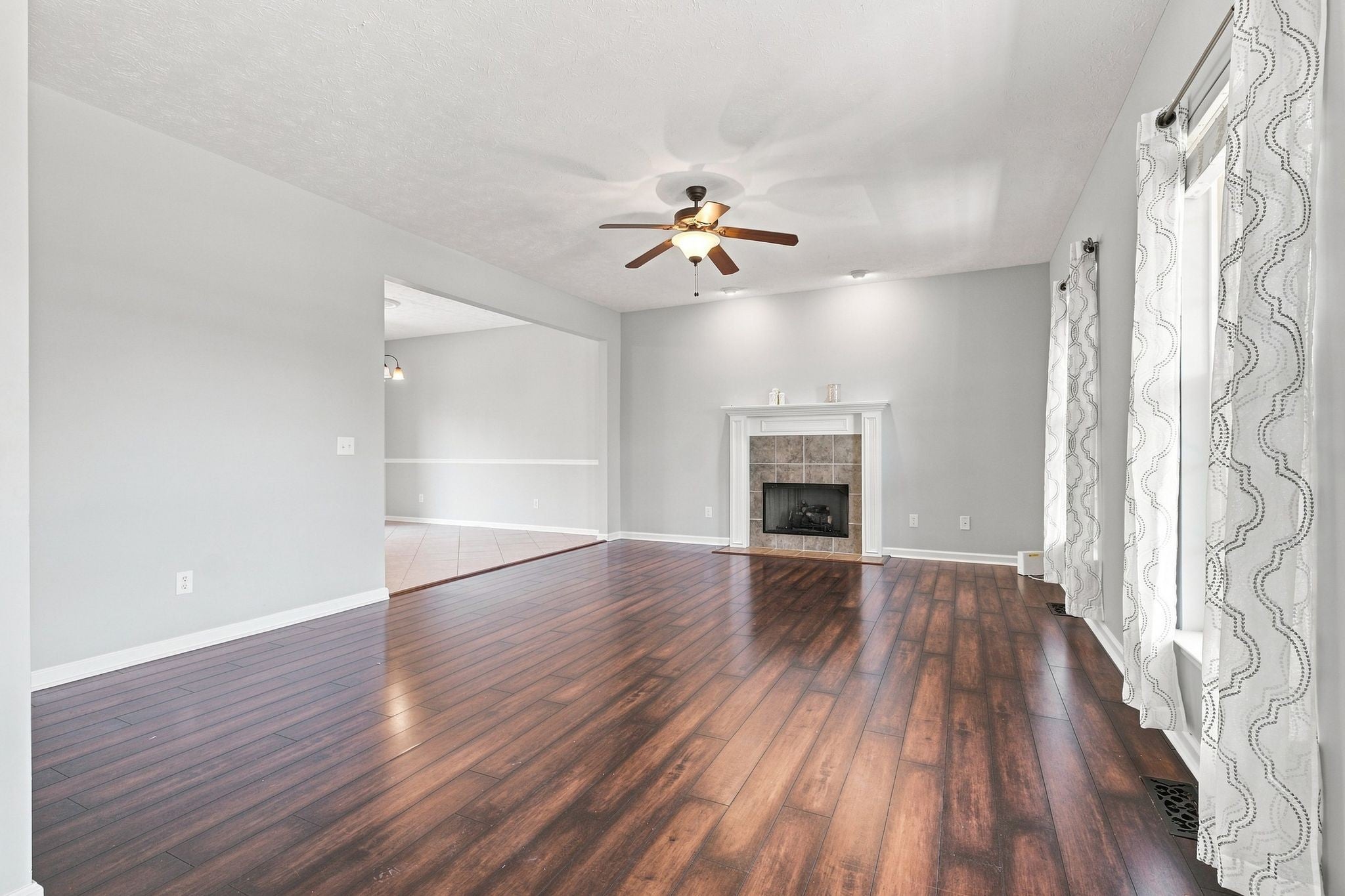 102 Bartlett Ln