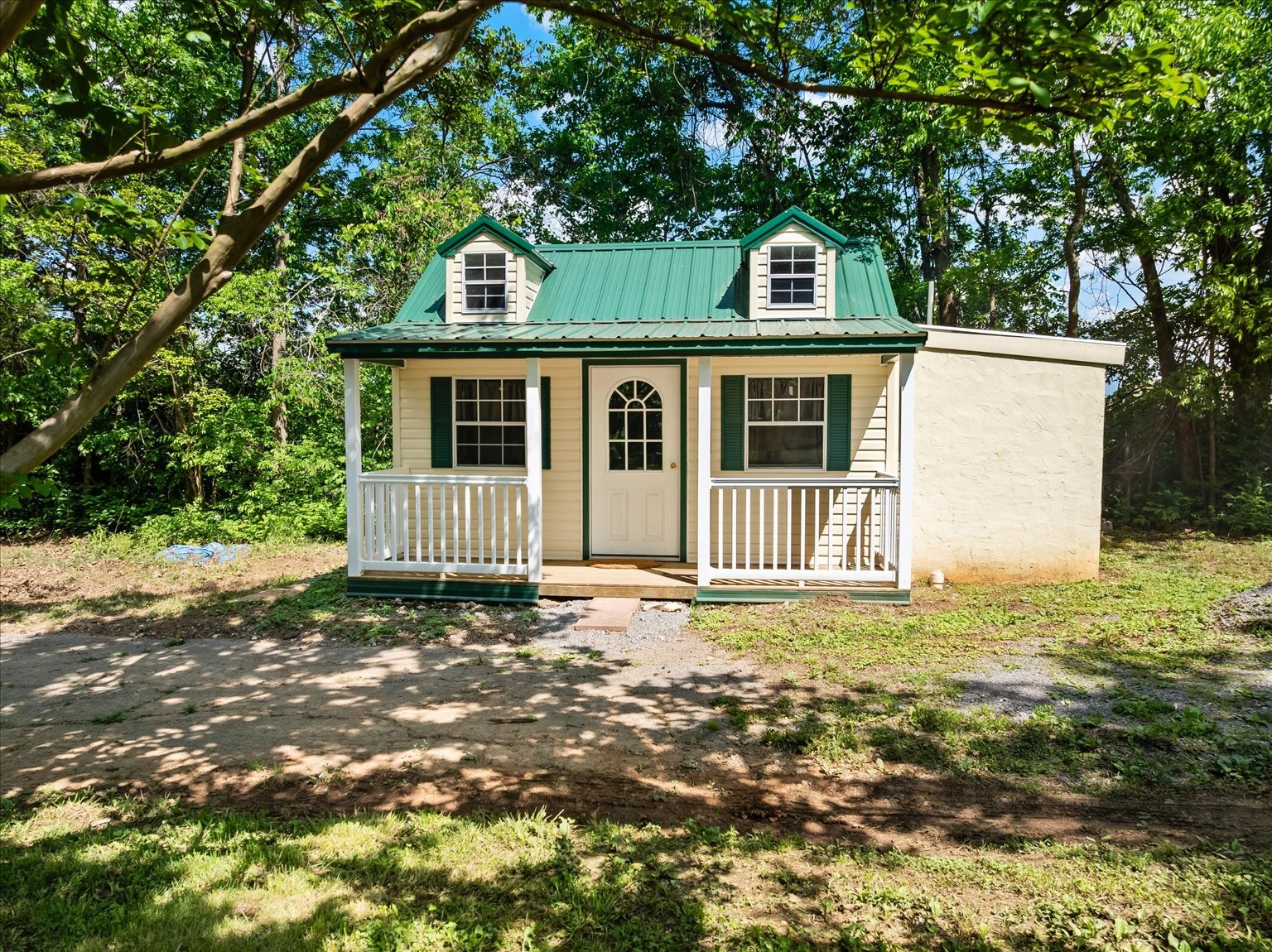 4277 Maxwell Rd