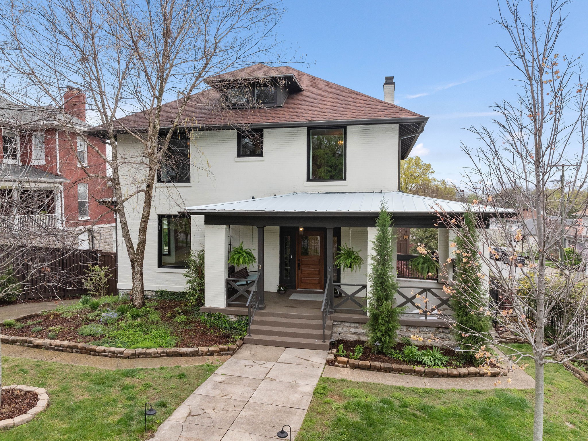 1800 Blair Blvd