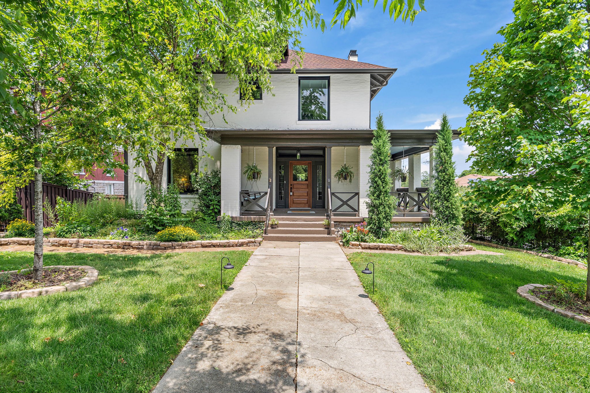 1800 Blair Blvd