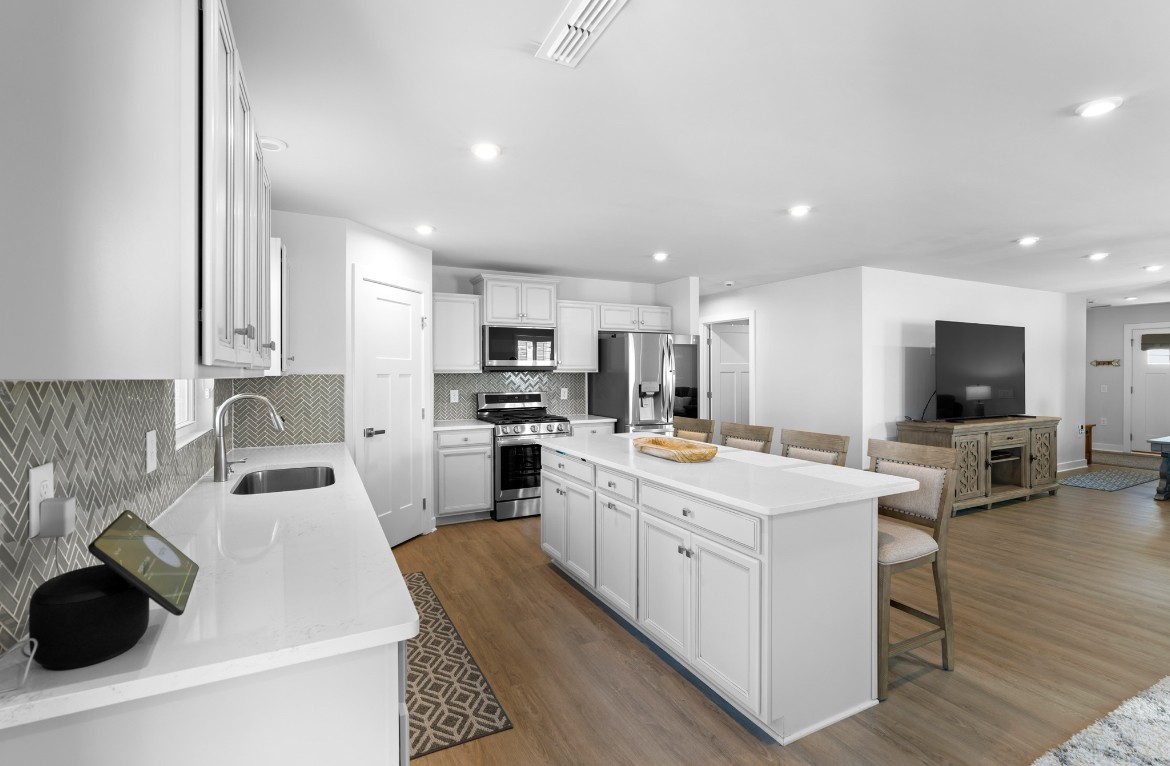 381 Streamview Dr