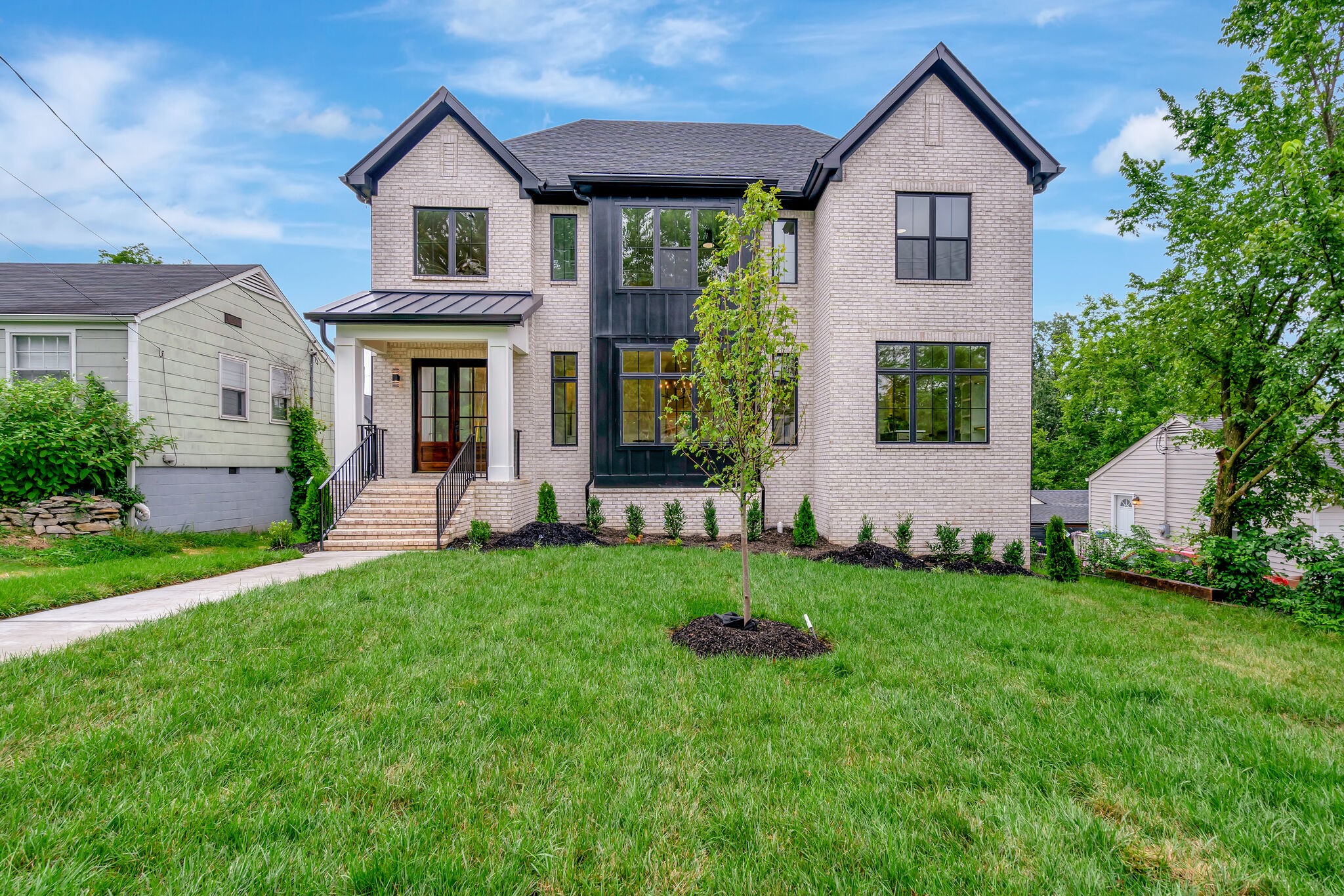 View Nashville, TN 37209 house