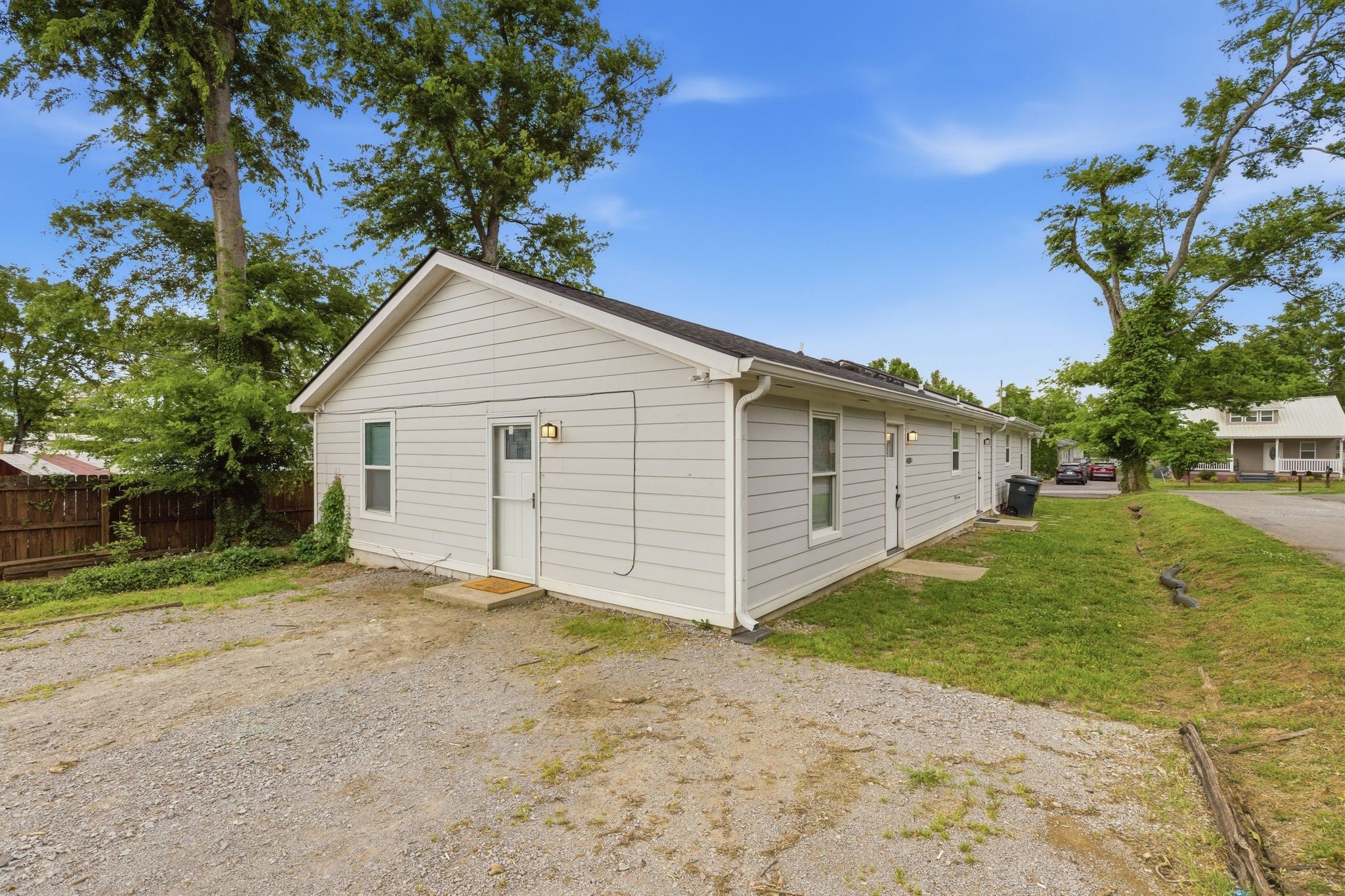 3-bed home for rent in Nashville, TN 37211, 408 Elgin St B 408 Elgin St B, Nashville TN 37211 3-bed home, photo 3 of 19
