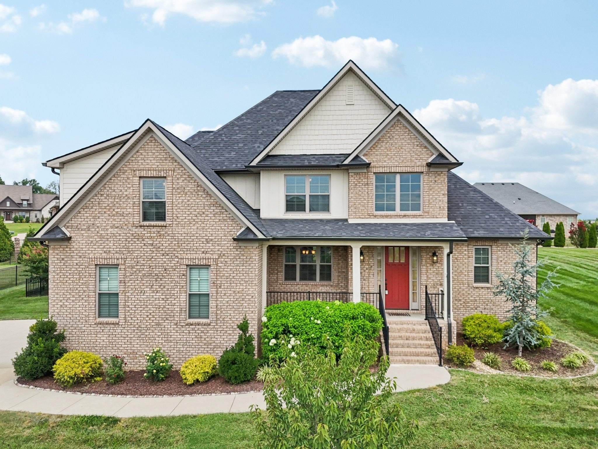 207 Manscoe Pl