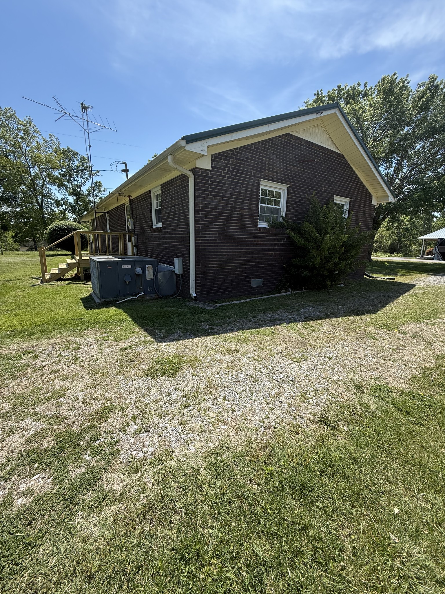 2119 Stevens Dr